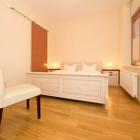 Autorenhaus App 05 Theodor Sto Апартаменты *